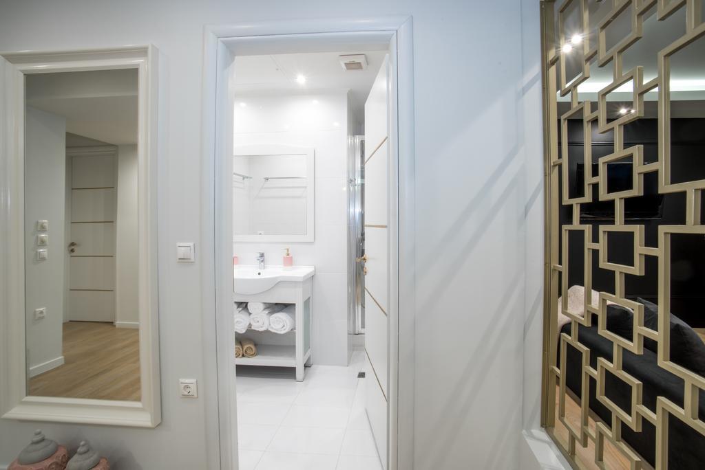Pineapple Seaside Suite مدينة زاكينثوس المظهر الخارجي الصورة